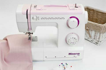 Огляд швейної машинки Minerva