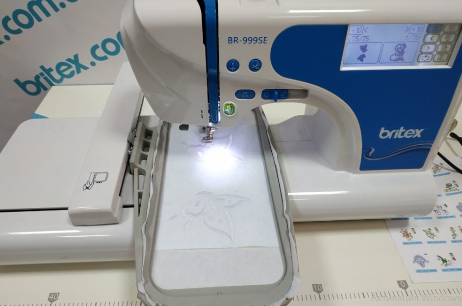 Britex BR 999 SE sewing mashine