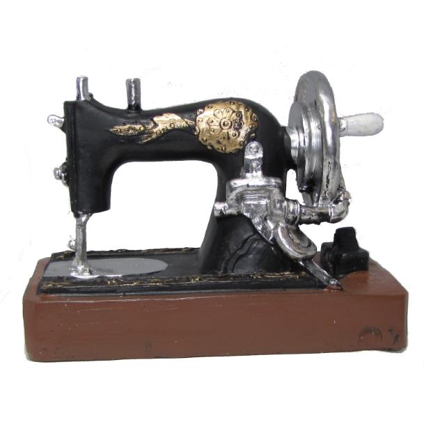 Sewing maschine suvenir 018